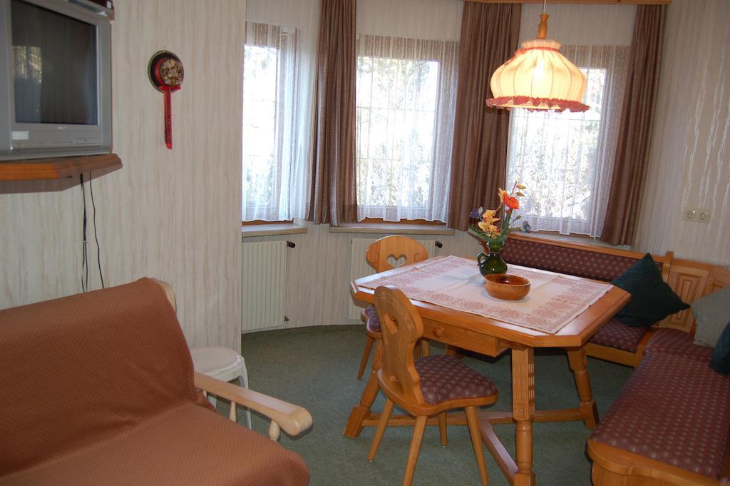 Haus Elfriede Apartamento Millstatt Quarto foto